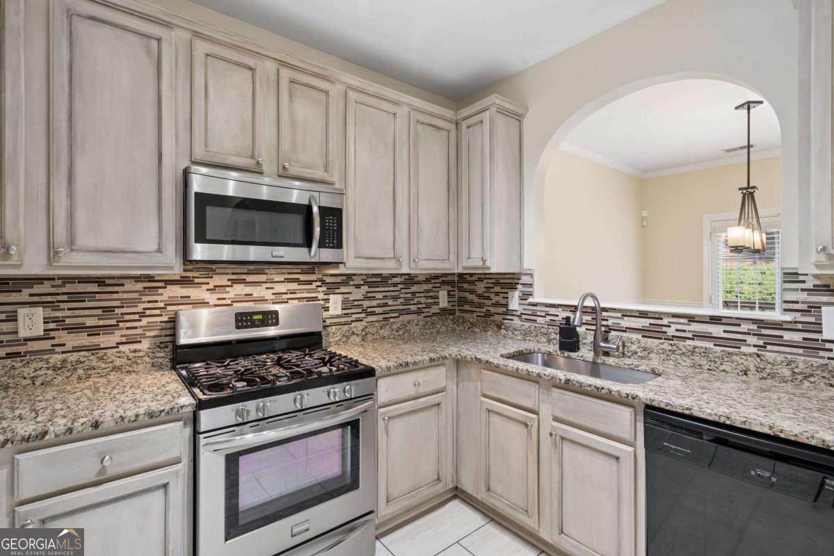1075 Brownstone Drive # 23