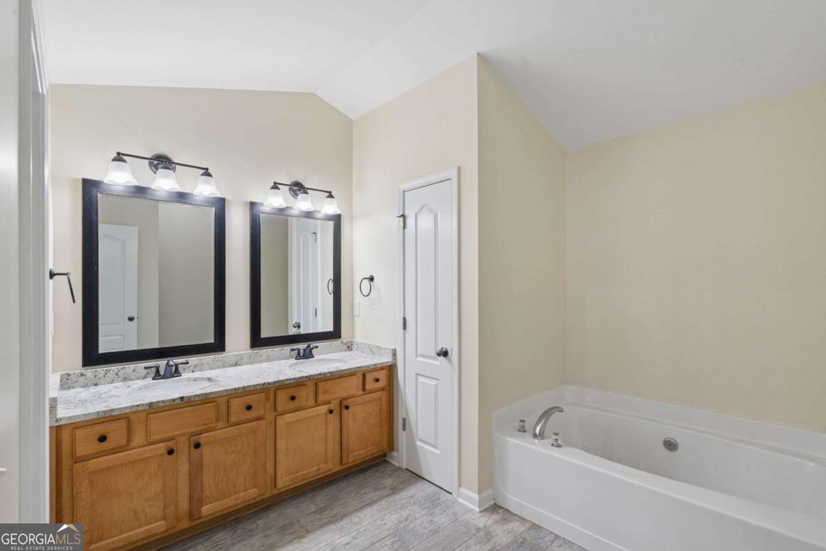1075 Brownstone Drive # 23