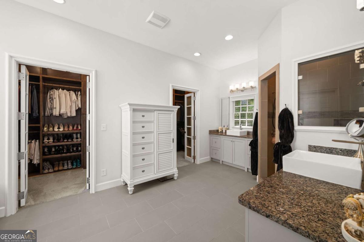 710 Walnut Drive