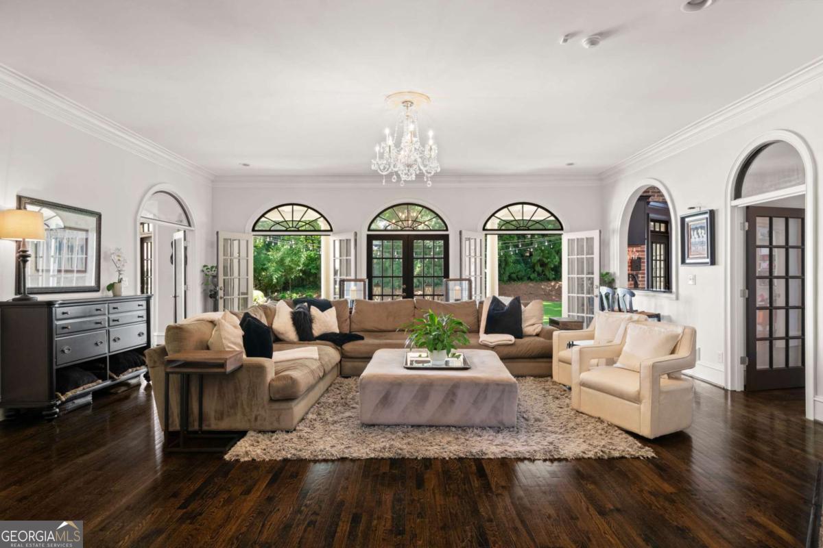 710 Walnut Drive