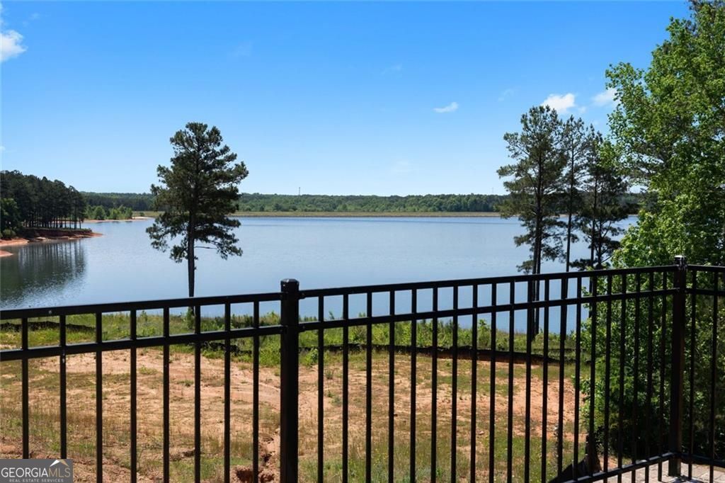 1804 Lake Pointe Circle