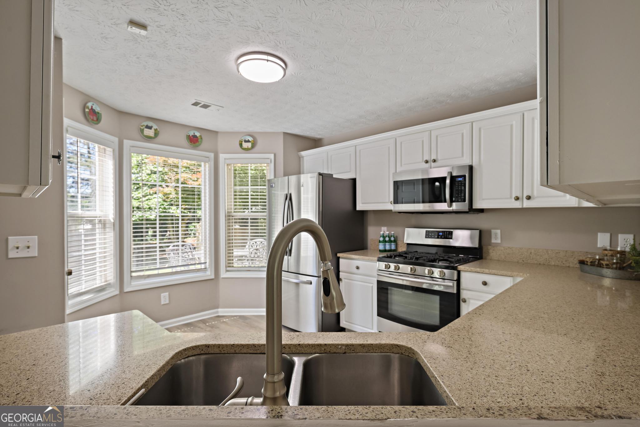 3321 Serenade Court
