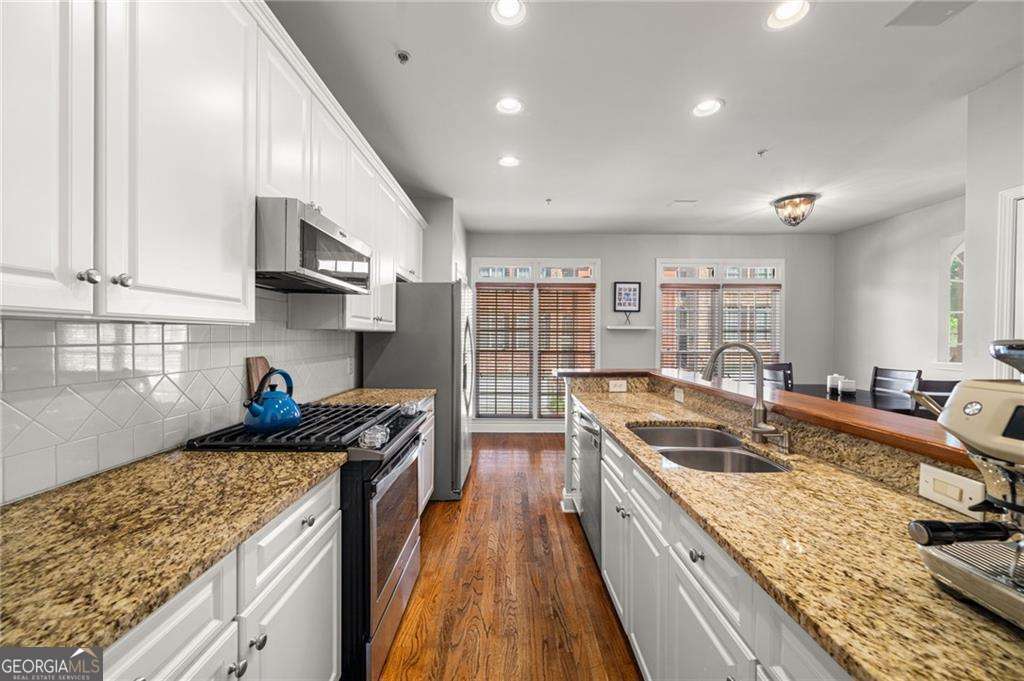 2144 Briarwood Bluff NE