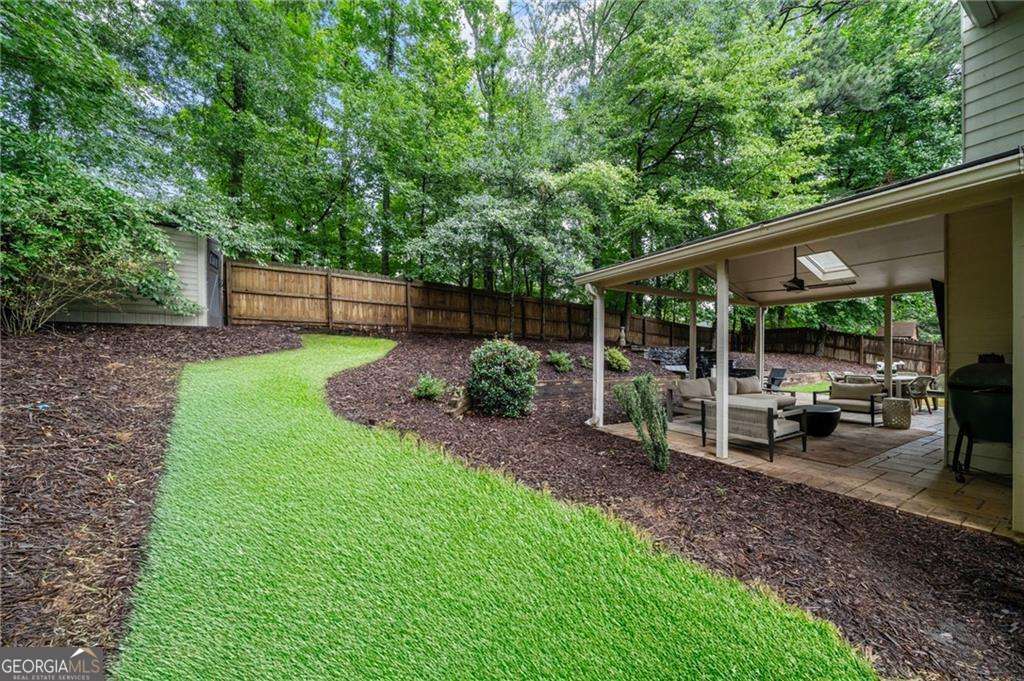 231 Red Oak Lane