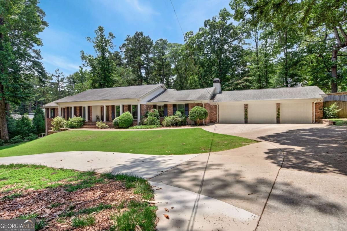 2085 Mount Paran Road NW