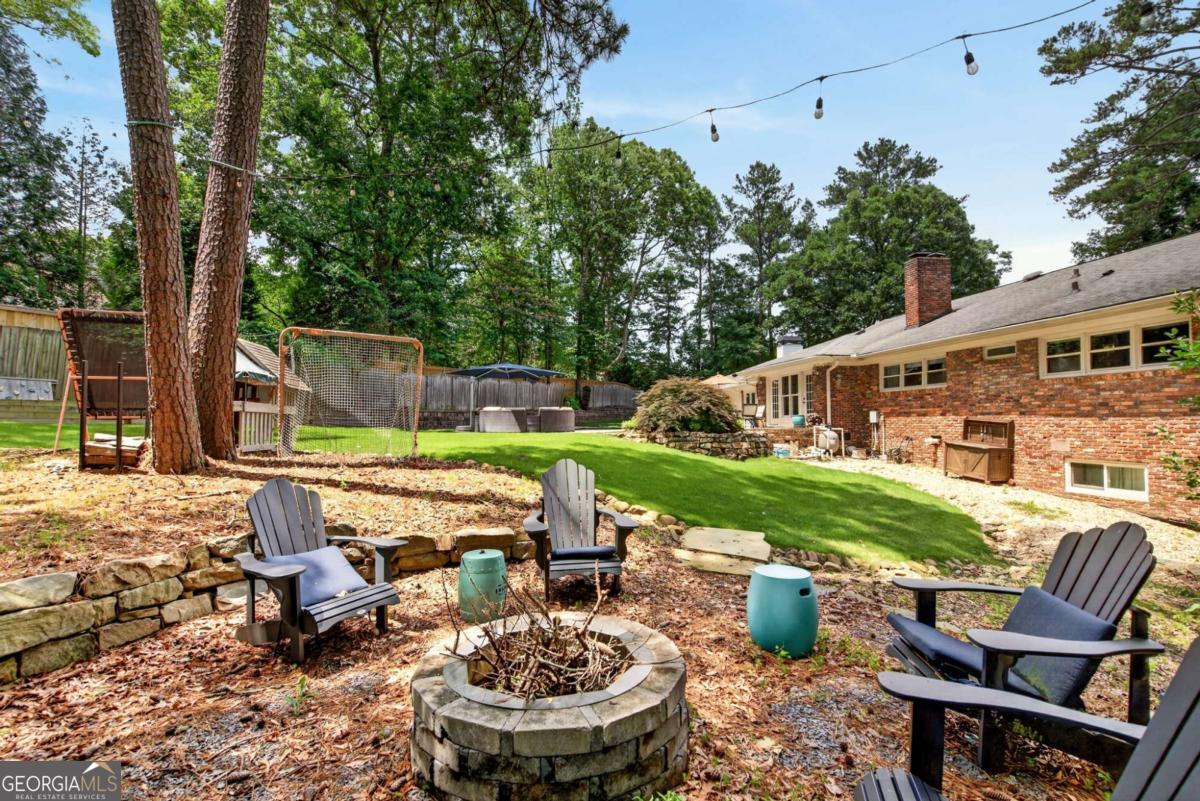 2085 Mount Paran Road NW