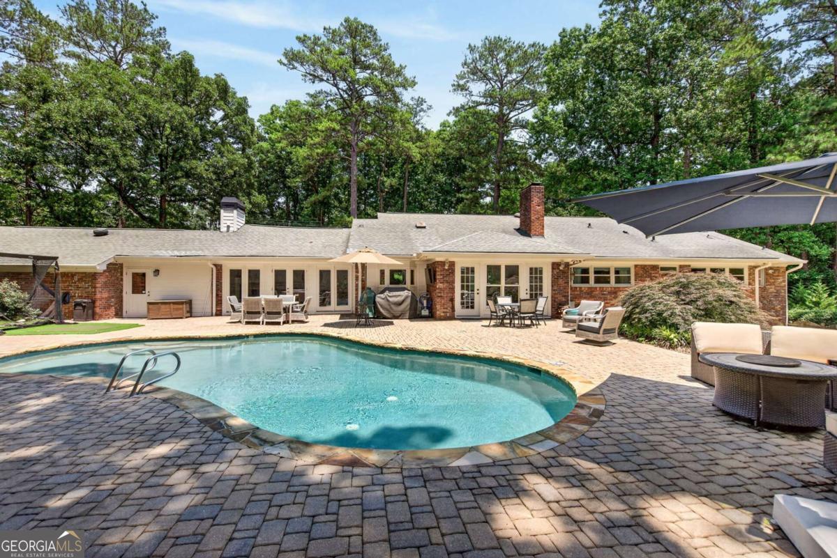 2085 Mount Paran Road NW