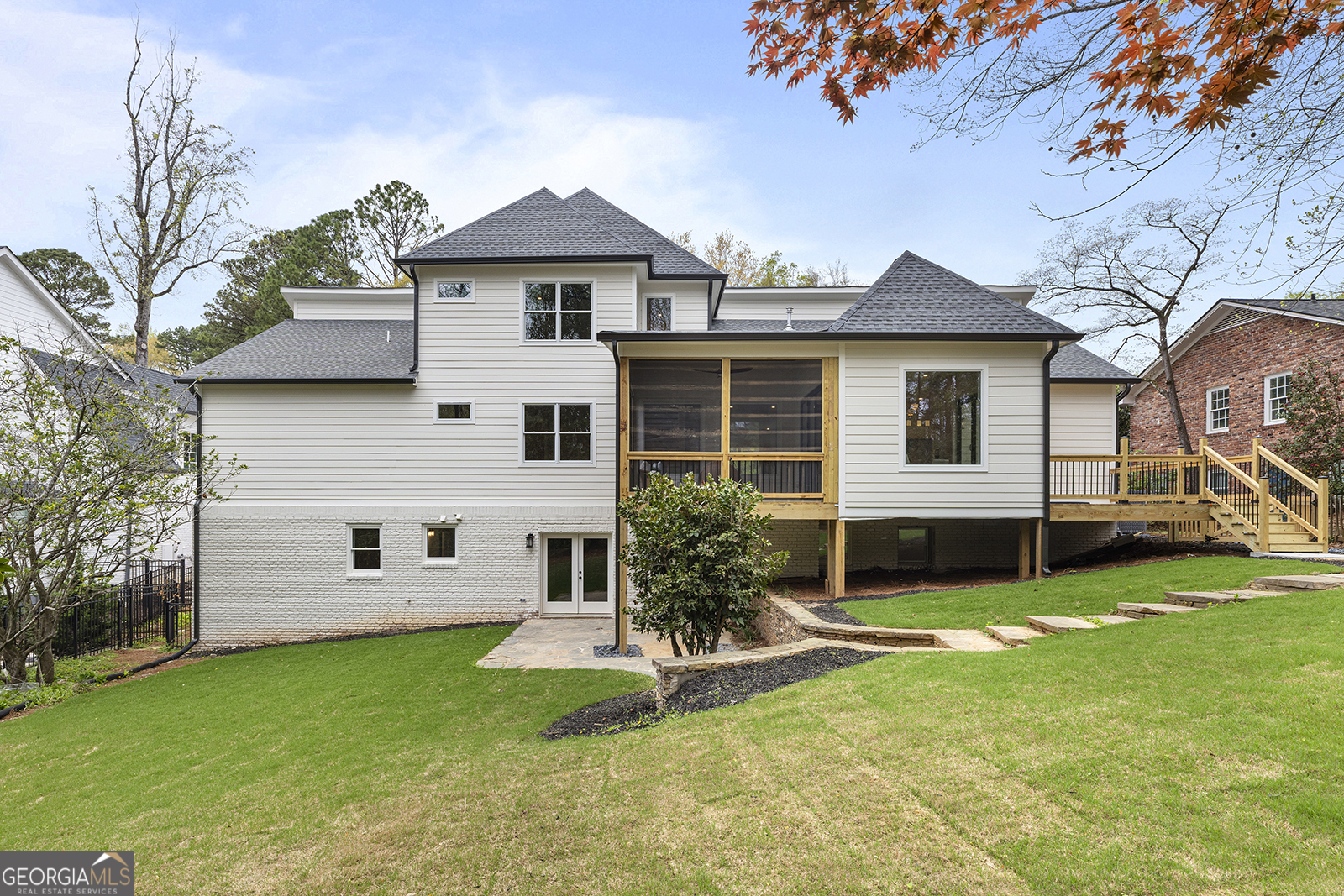 342 Valley Green Drive NE