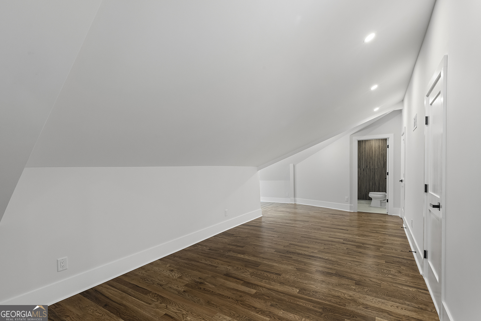 342 Valley Green Drive NE