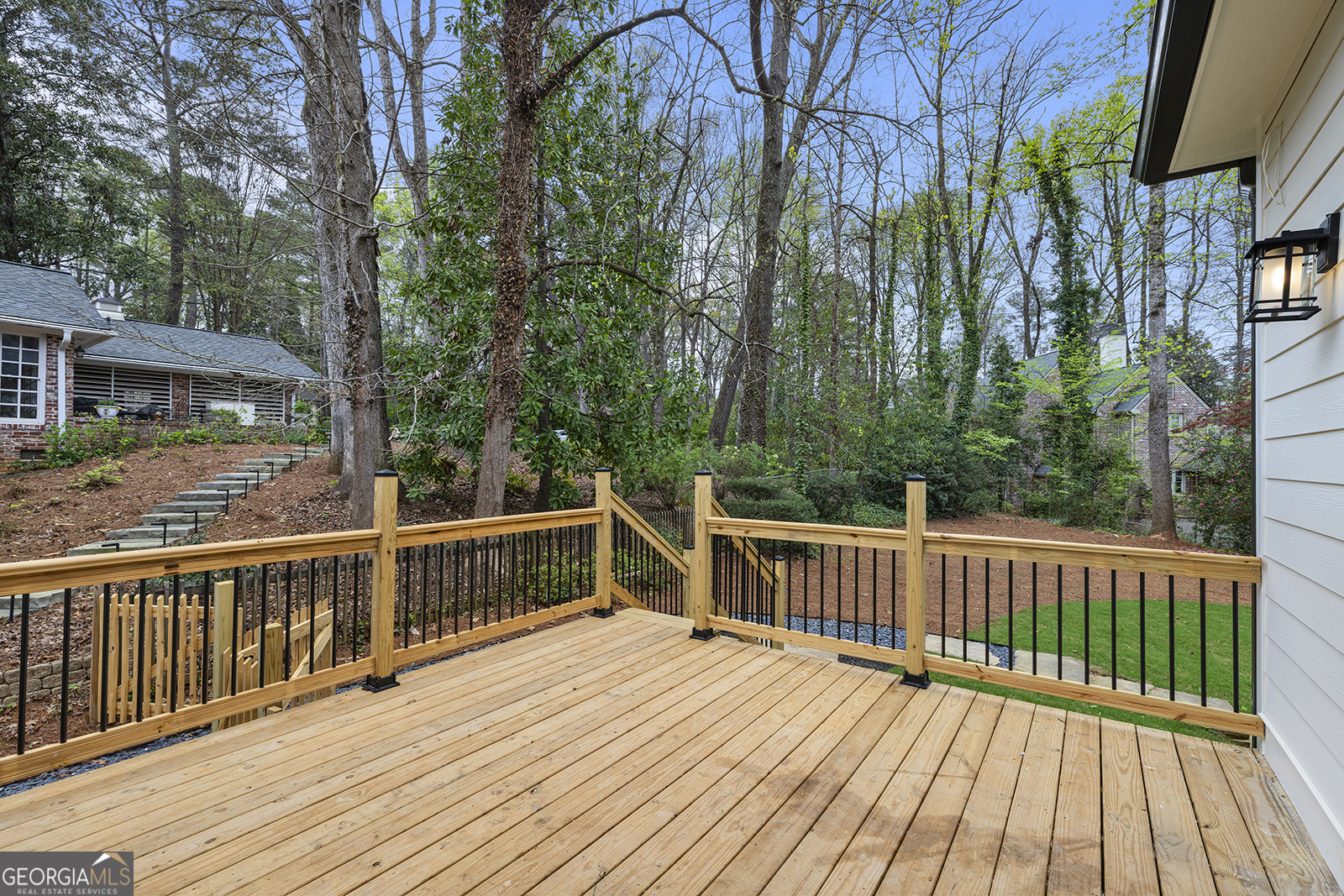 342 Valley Green Drive NE