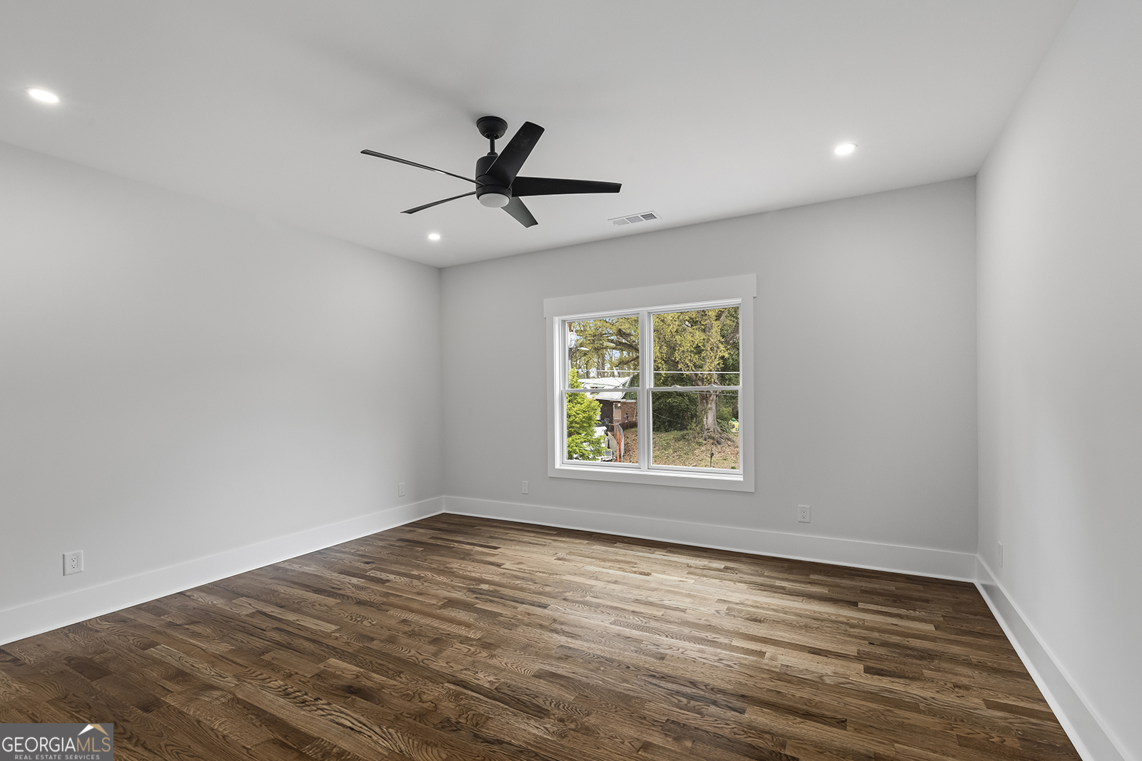 342 Valley Green Drive NE
