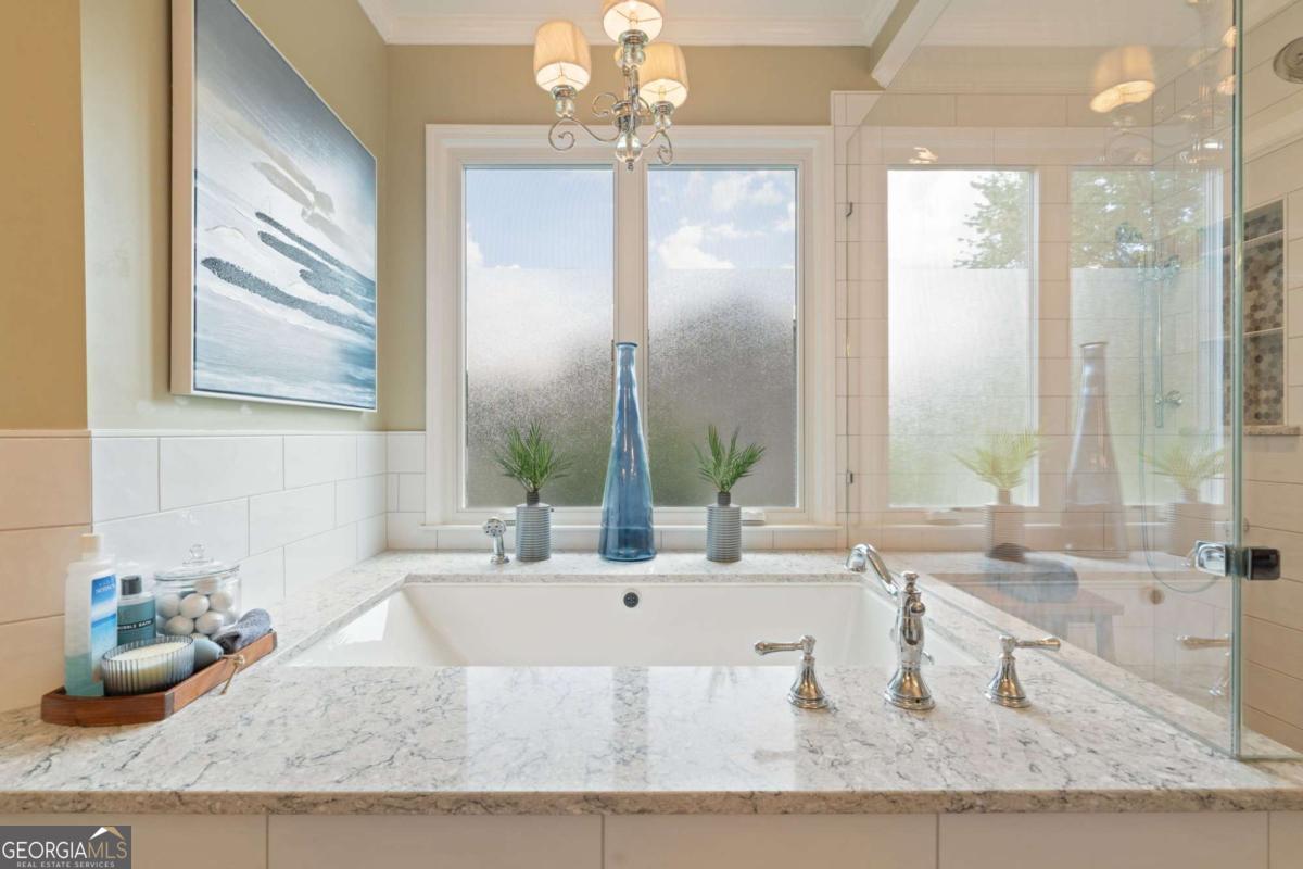 1259 Bonshaw Trail