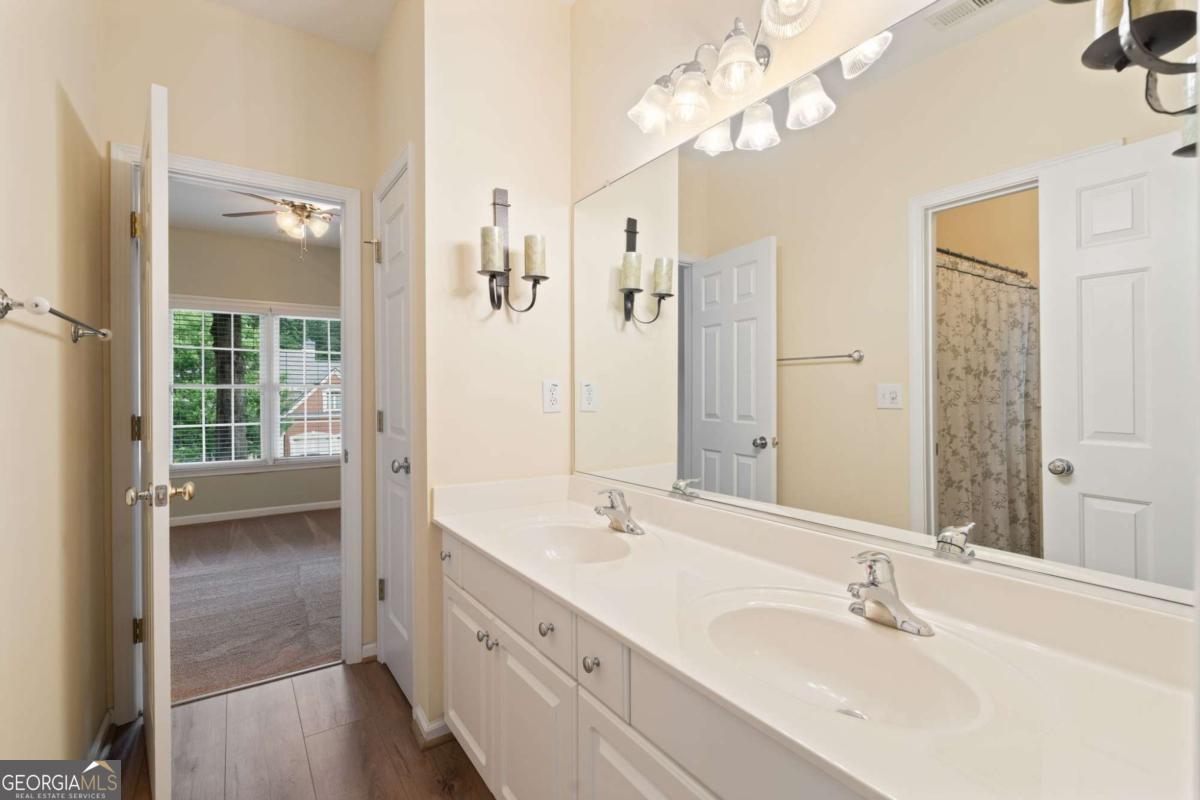 1259 Bonshaw Trail
