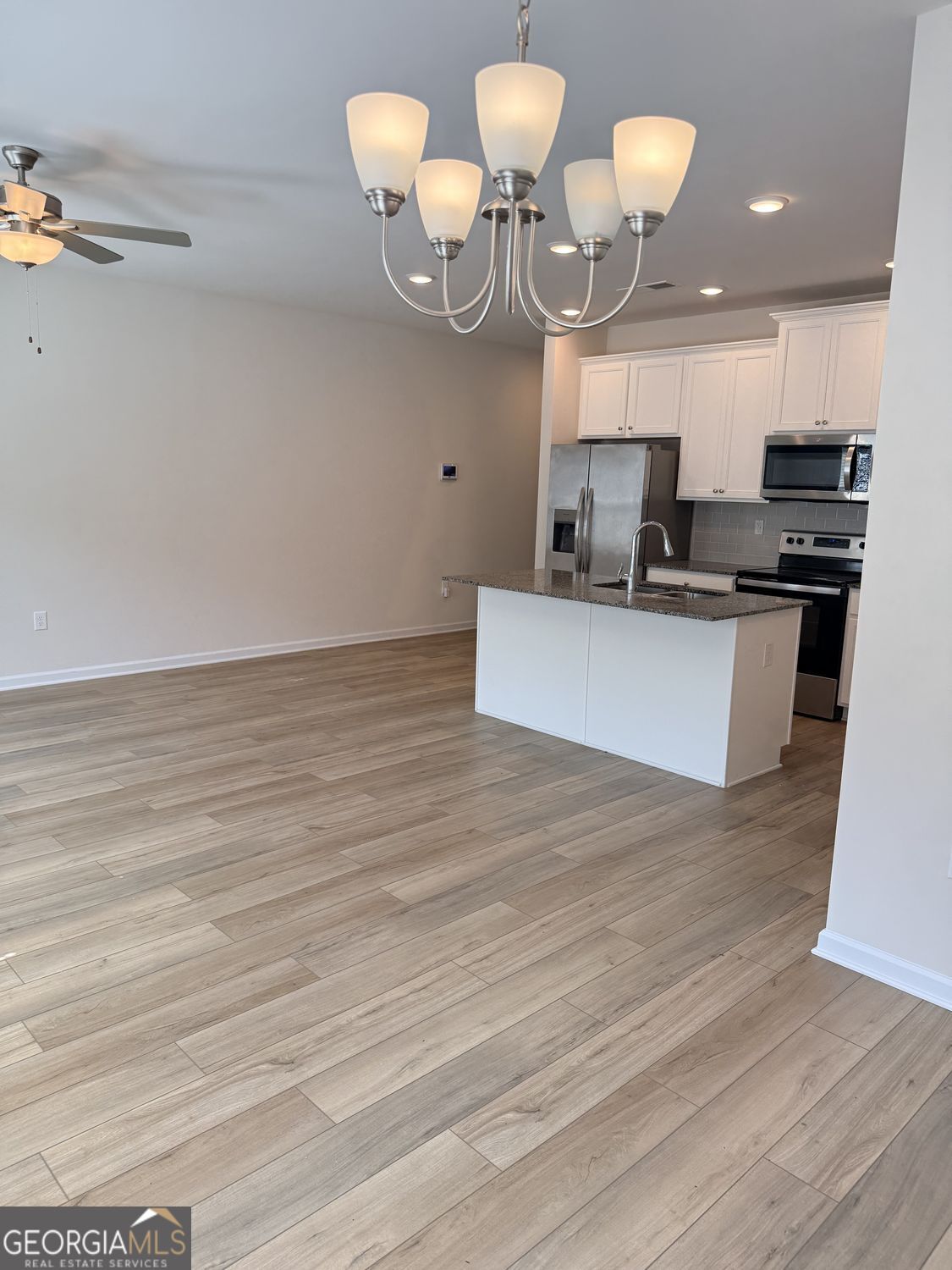 1144 Westhampton Way