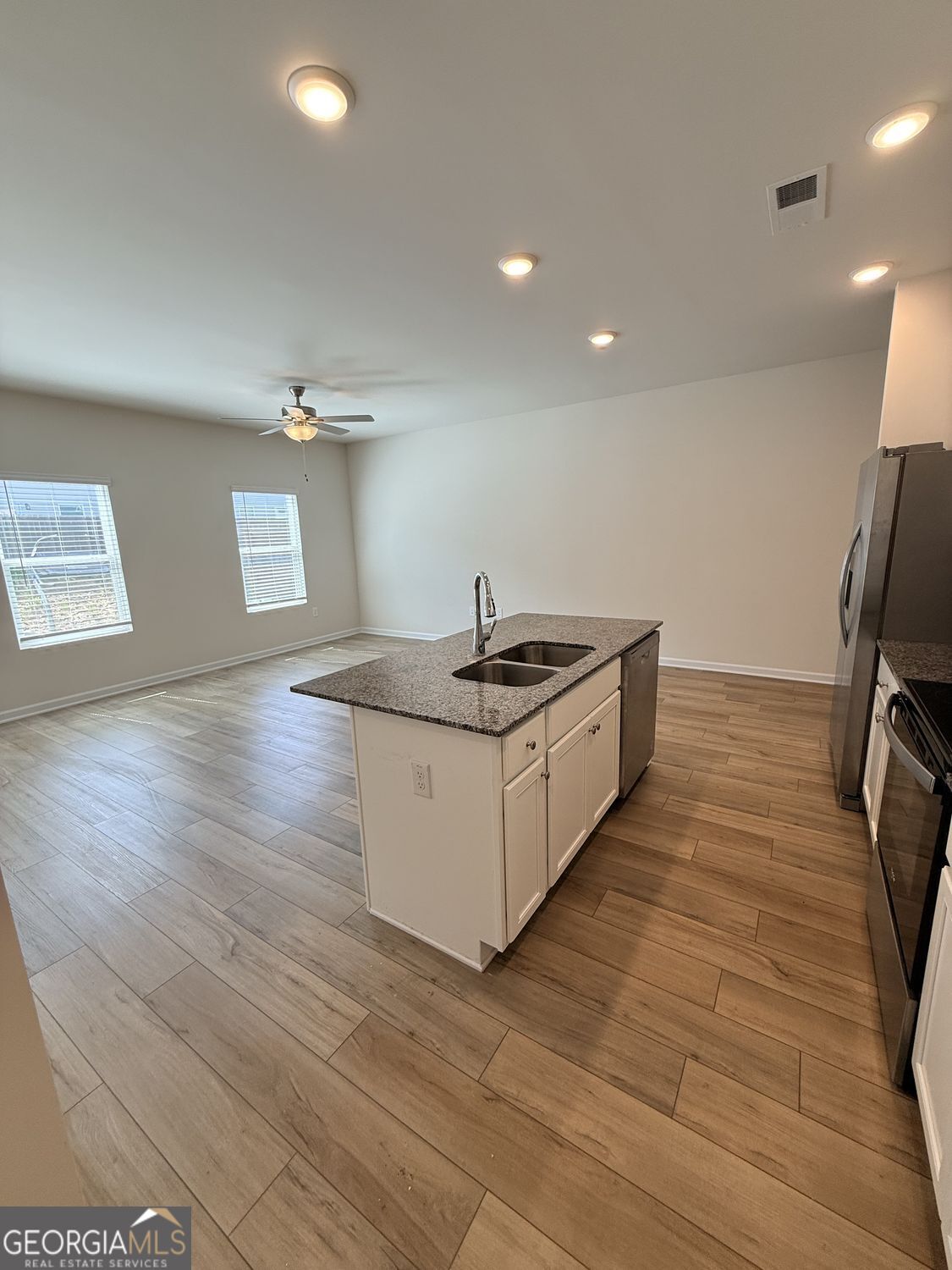 1144 Westhampton Way