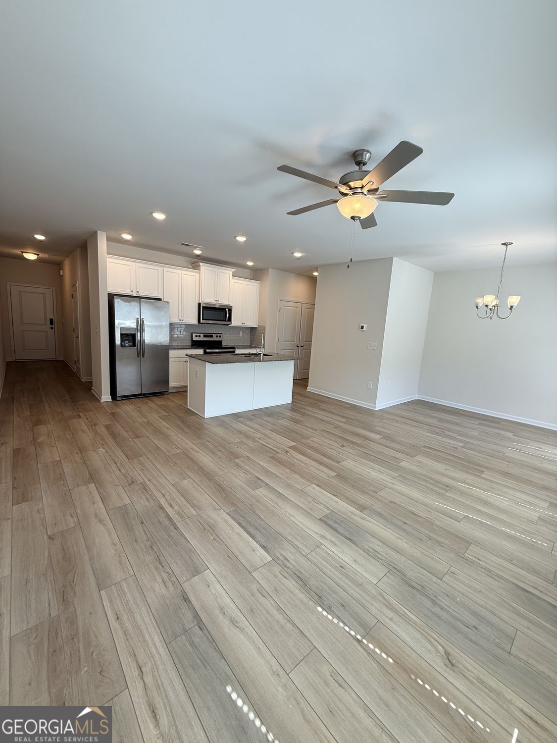 1144 Westhampton Way