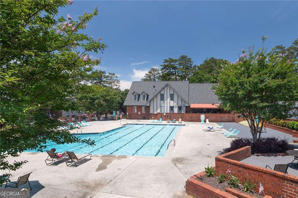 6851 Roswell Road NE # C1