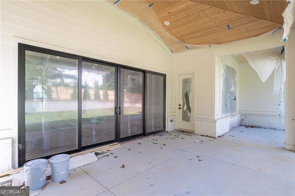 305 Hook Road