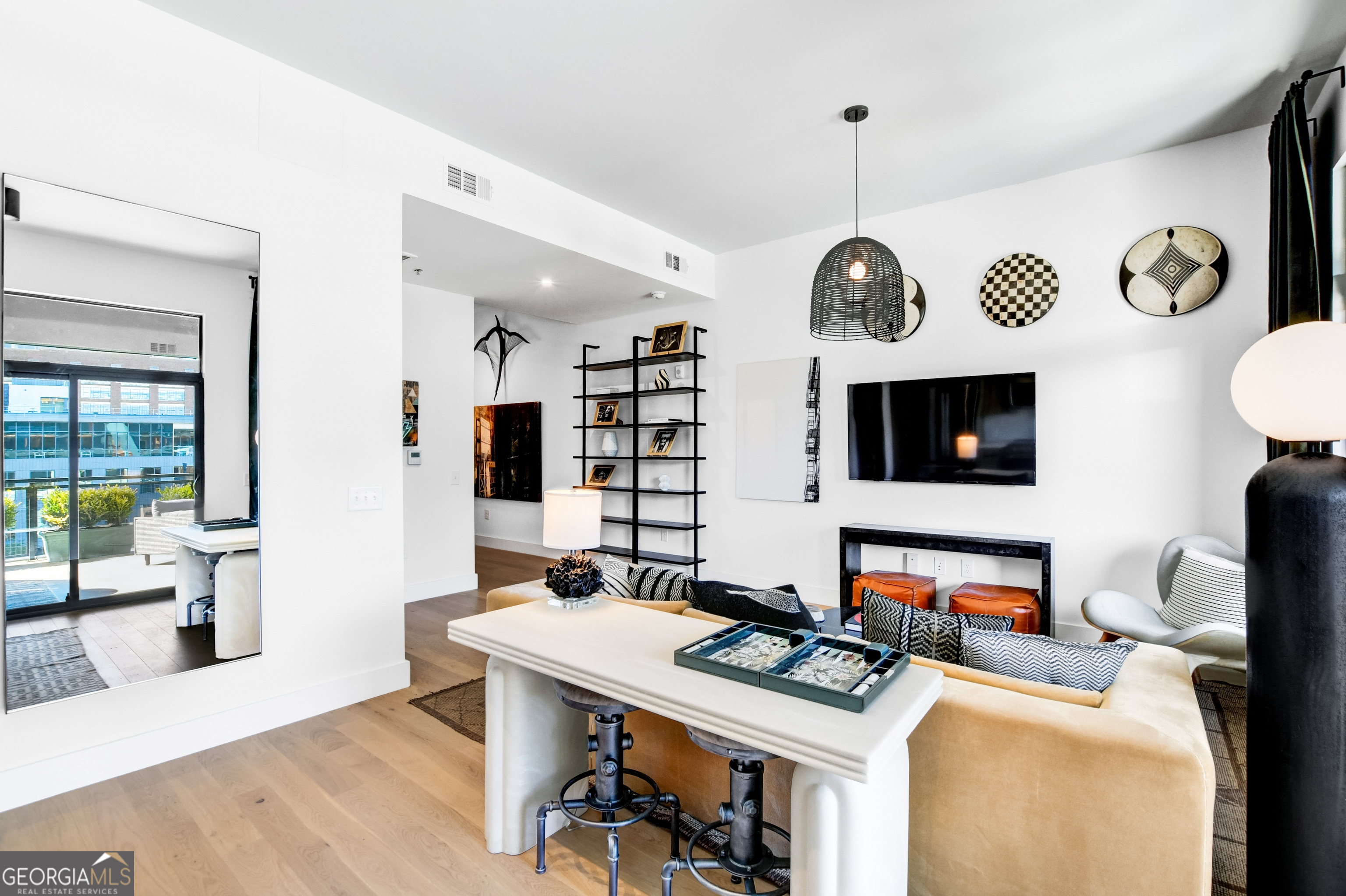 567 Ponce De Leon Avenue # 406