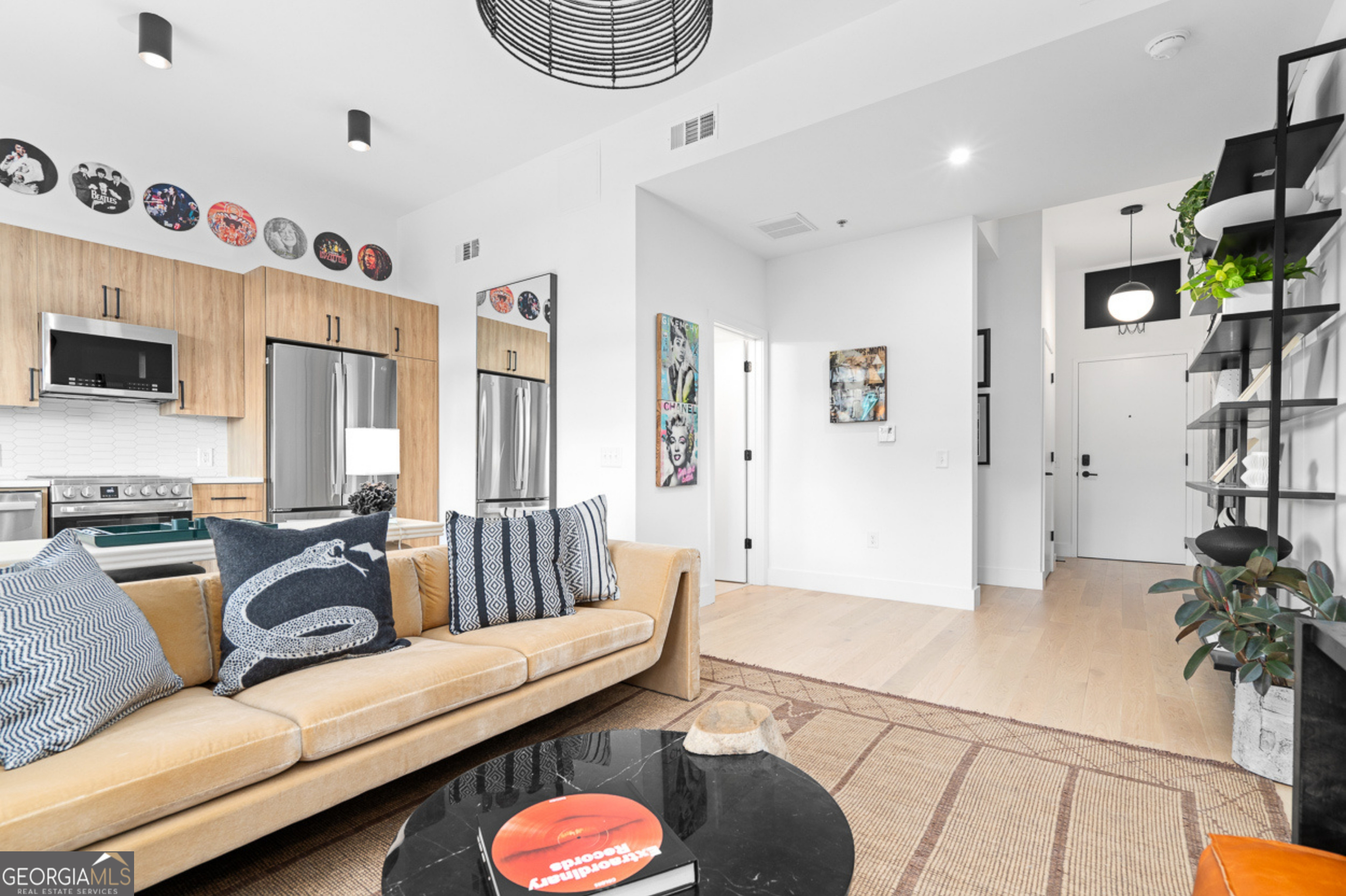 567 Ponce De Leon Avenue # 406