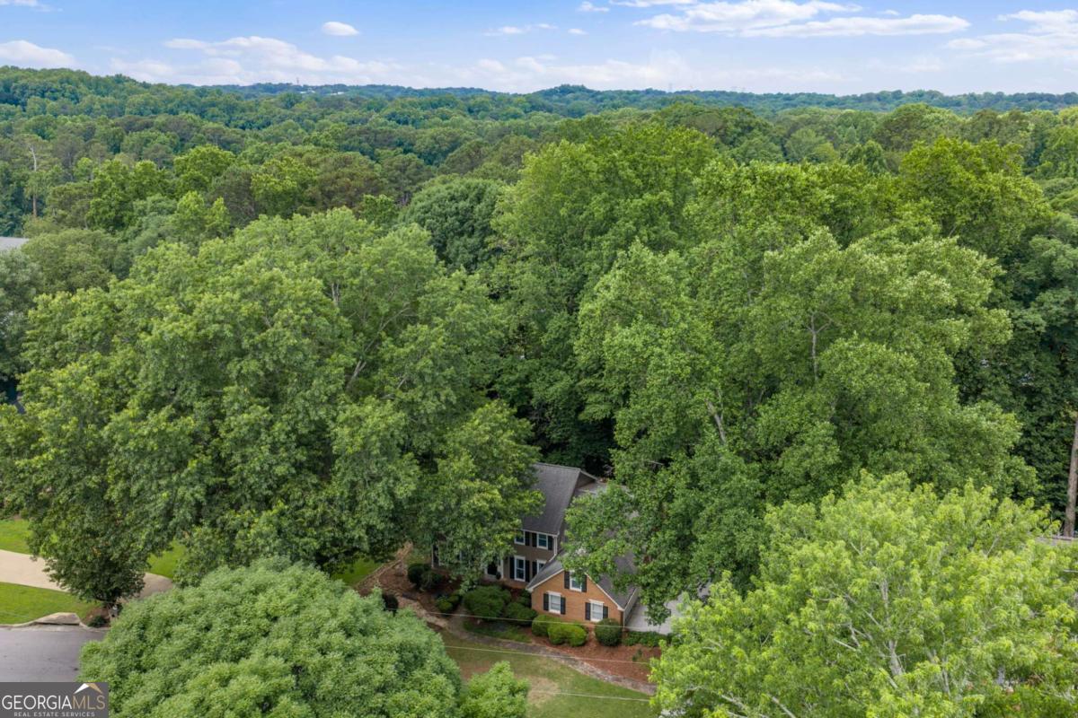 2556 Midvale Lane