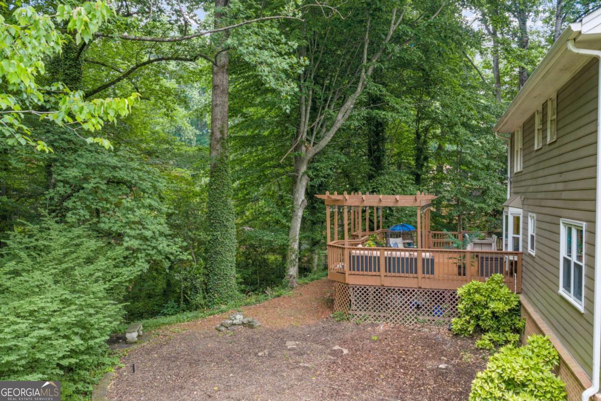 2556 Midvale Lane
