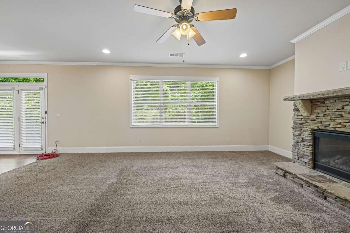 4289 Amberleaf Walk