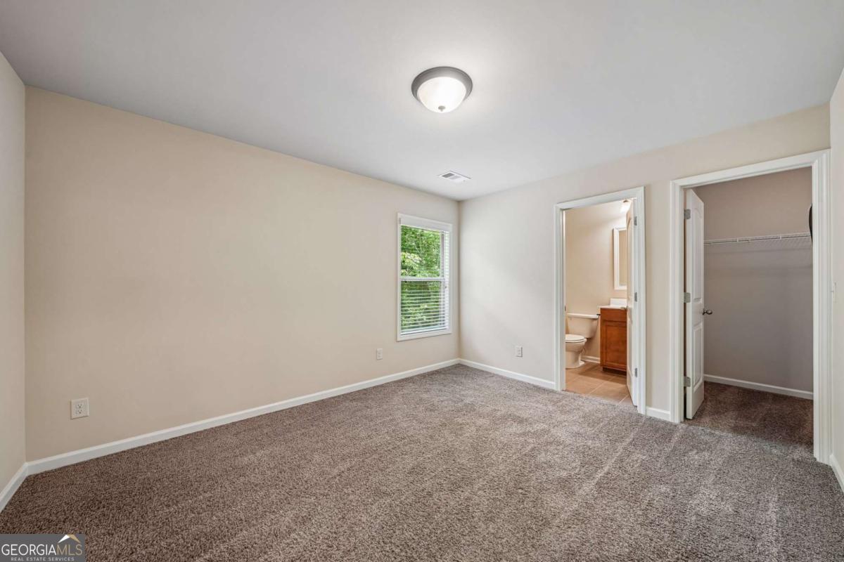 4289 Amberleaf Walk