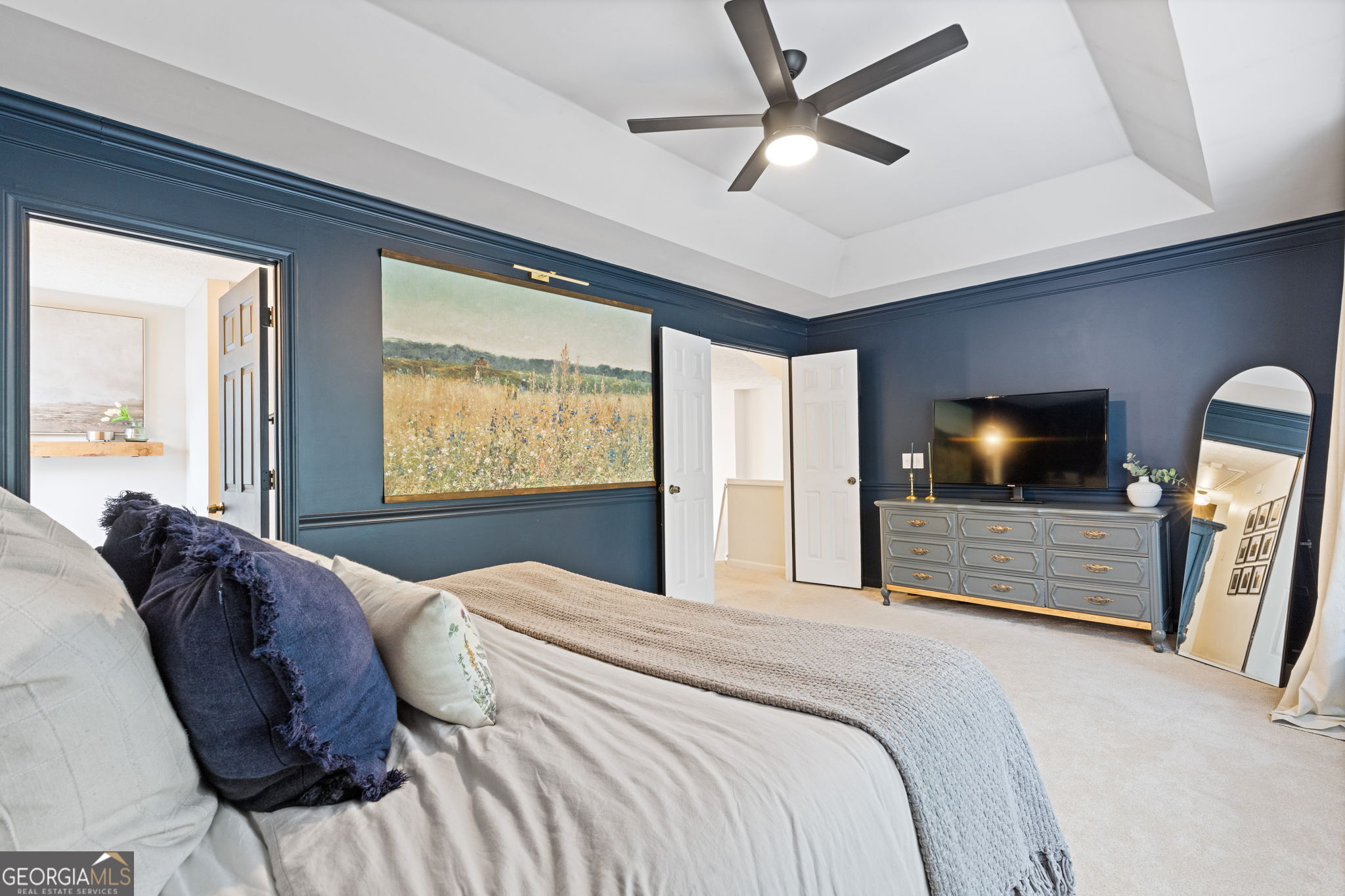 2034 Crestview Way