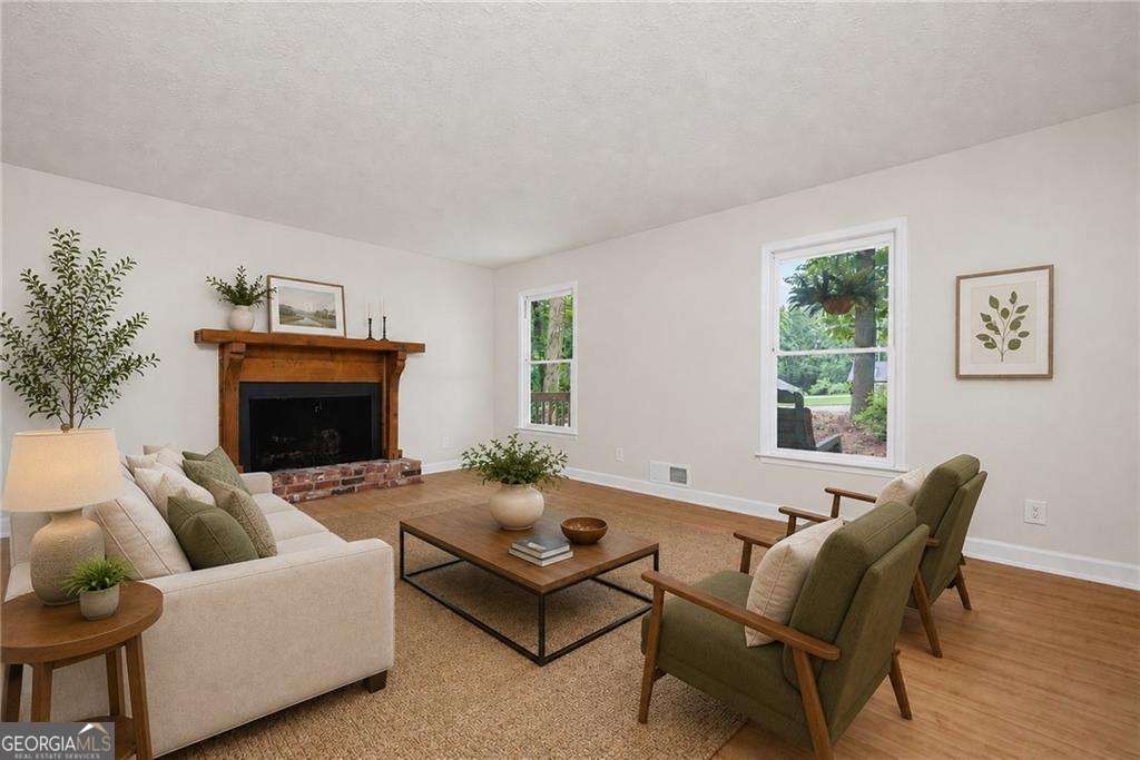 3425 Pebble Hill Drive