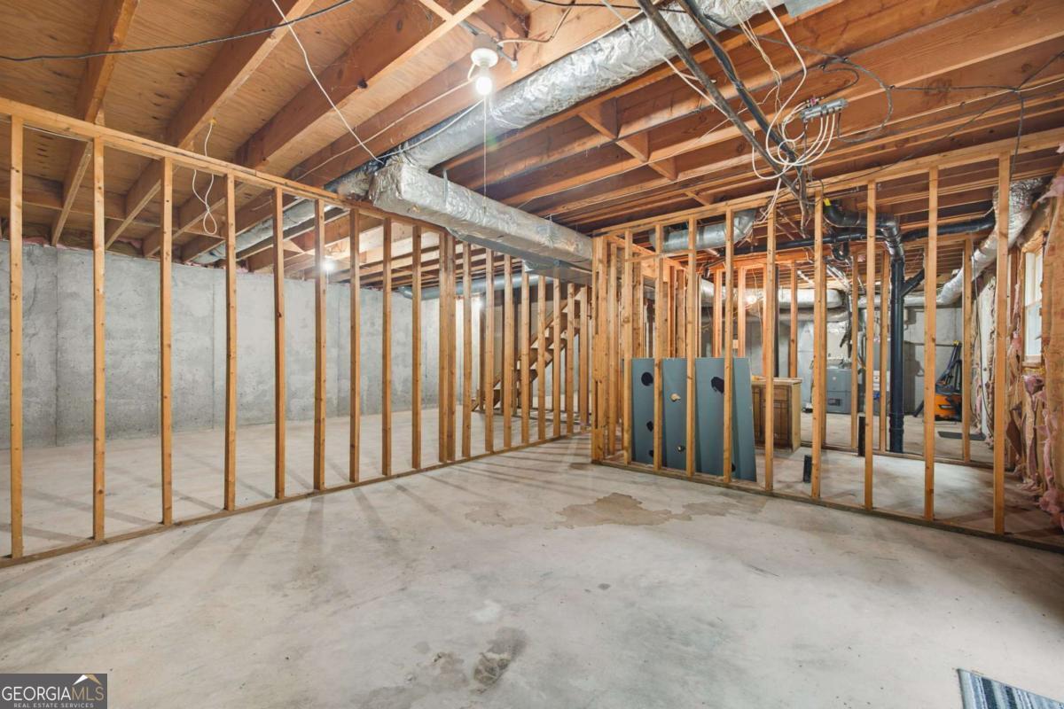 3425 Pebble Hill Drive