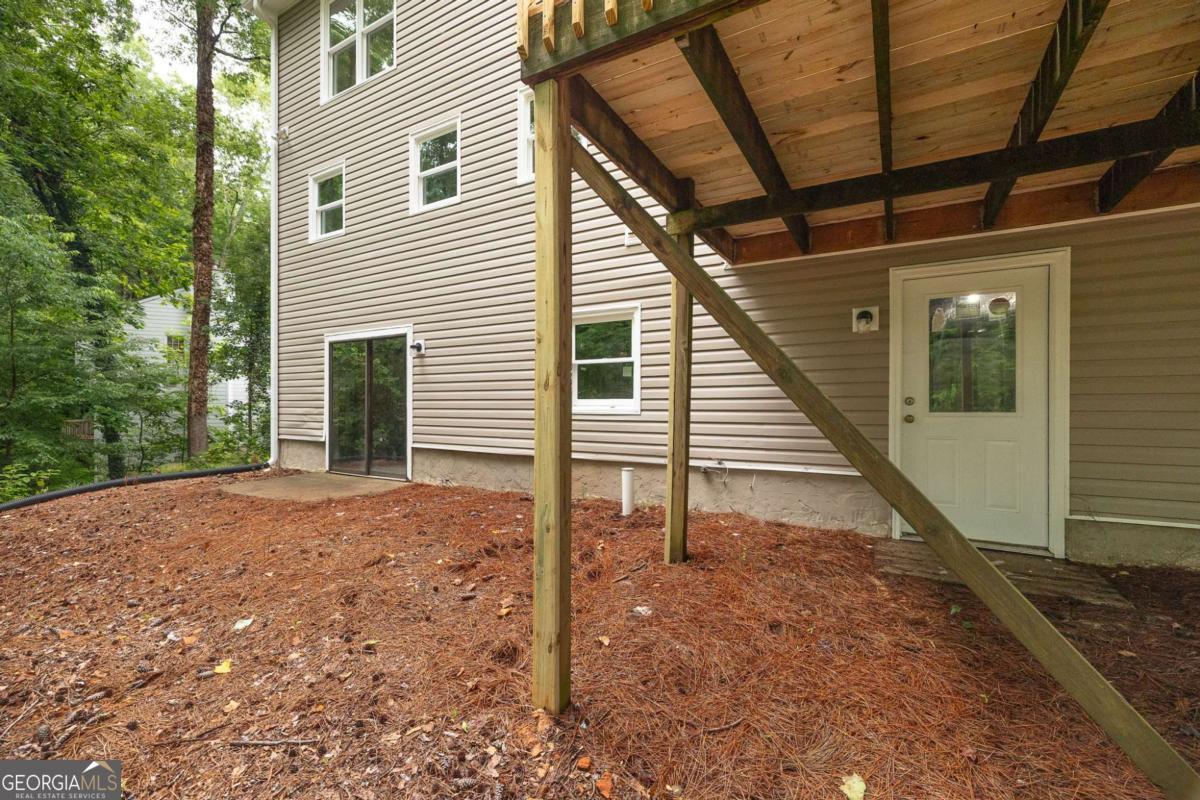 3425 Pebble Hill Drive