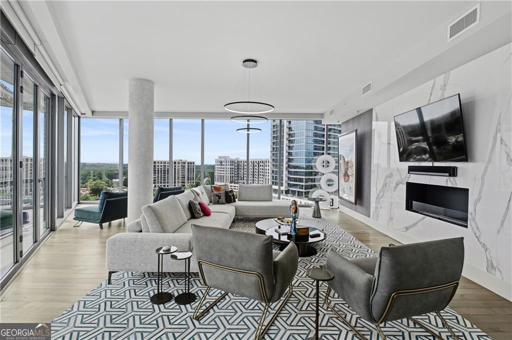 3107 Peachtree Road NE # 1001