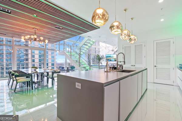 45 Ivan Allen Jr NW Boulevard NW # 2701