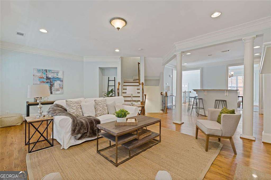 2763 Durham Drive NE