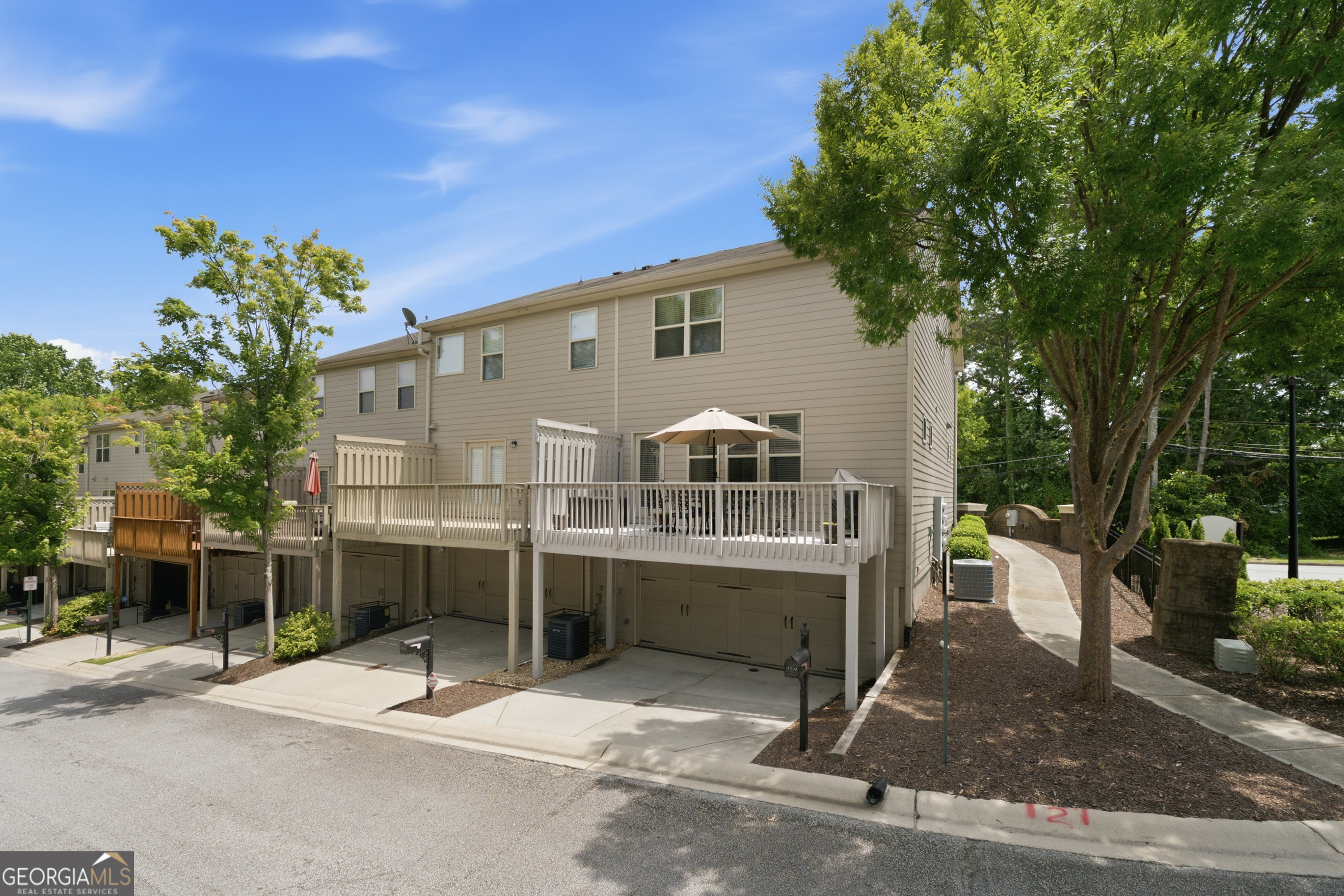 2272 Whiteoak Drive SE # 1