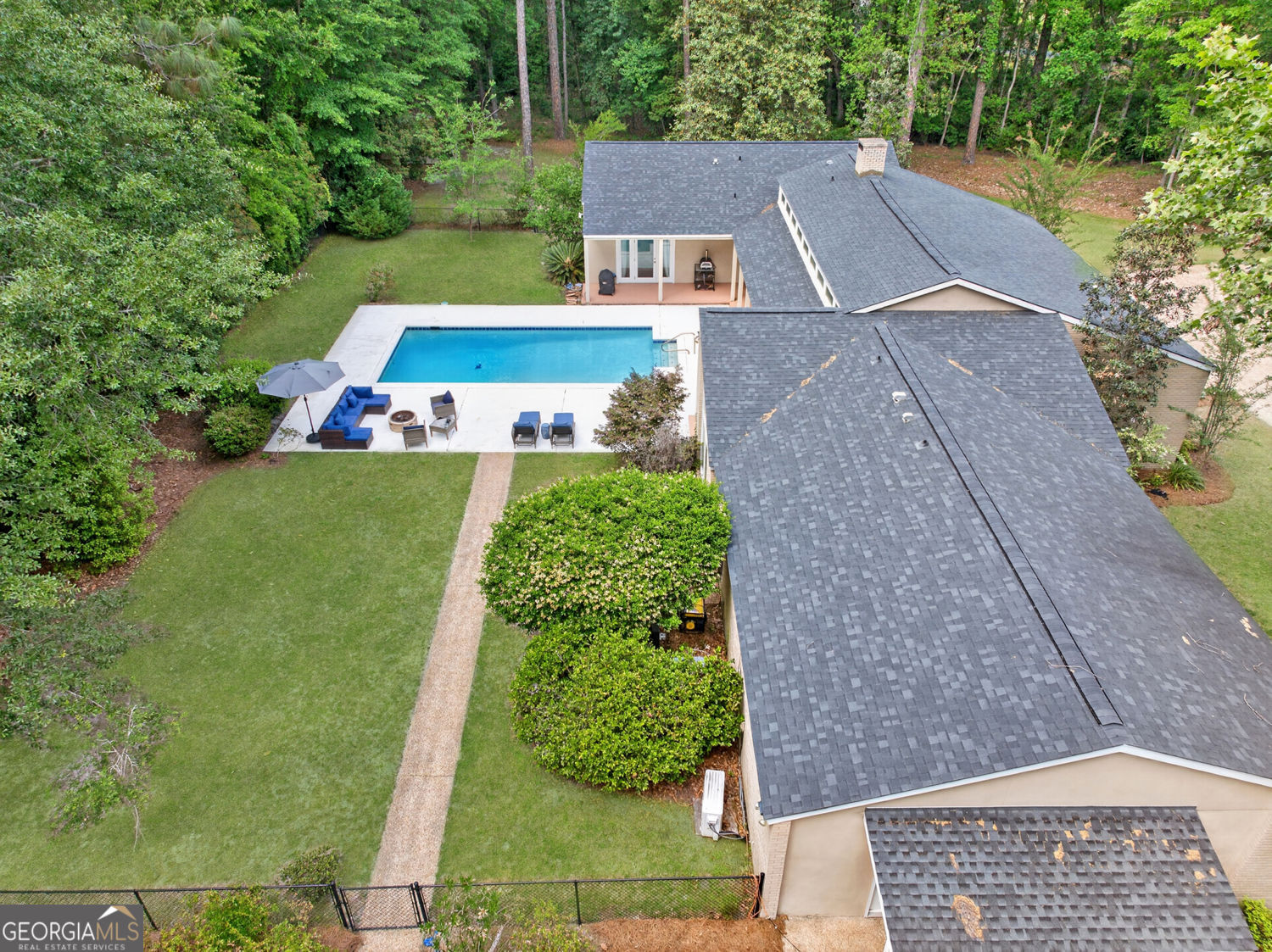 20 Cherokee Road