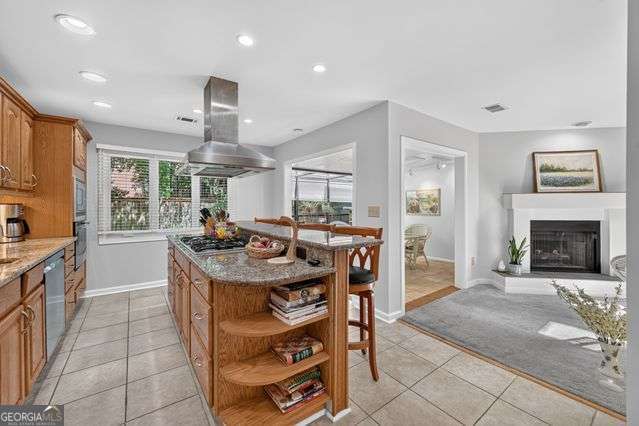 1158 Brookhaven Woods Court NE