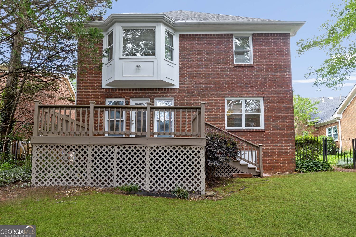 579 N Palisades Circle SE
