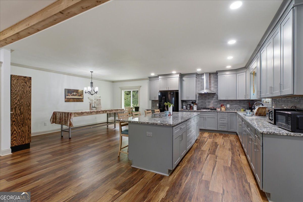 6274 Booker Lane