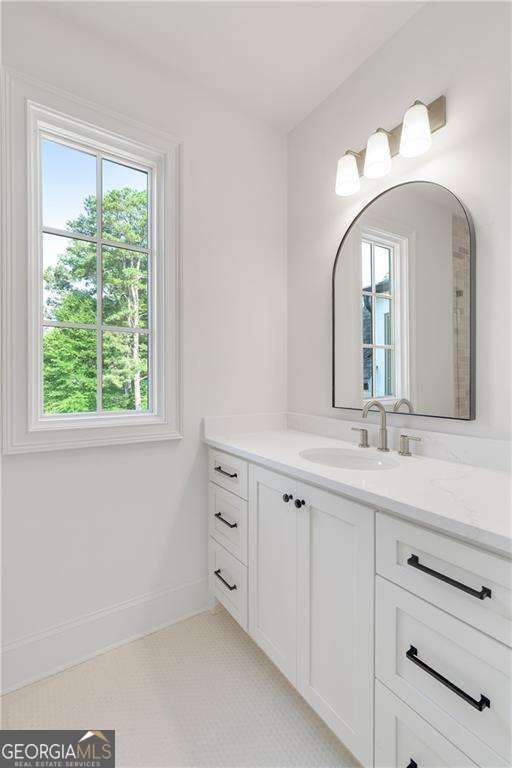 228 Thomas Circle