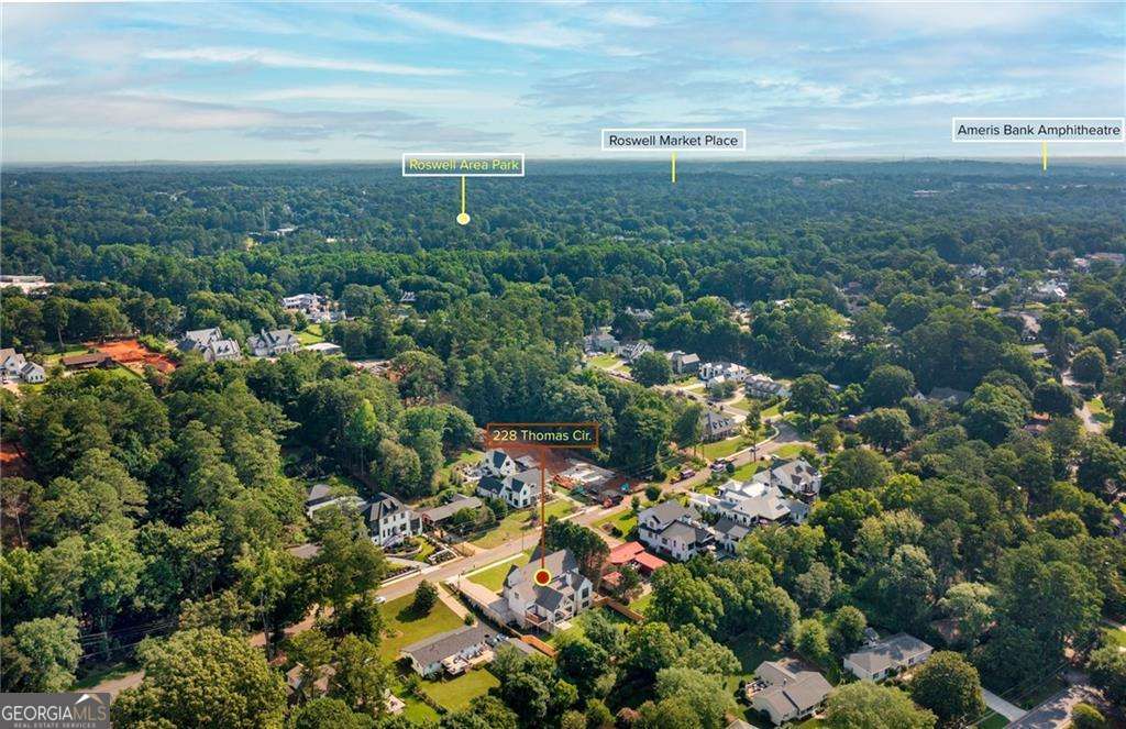228 Thomas Circle