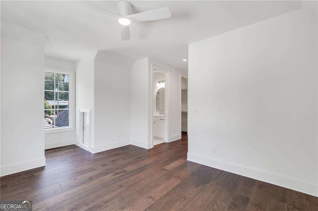 228 Thomas Circle