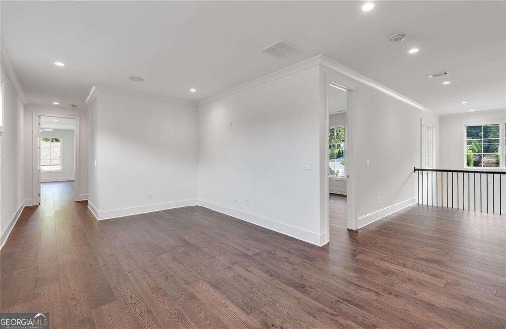 228 Thomas Circle