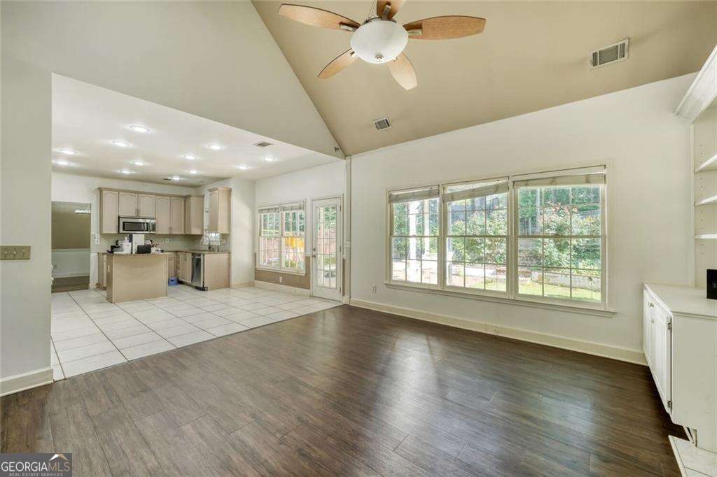 1595 Watercove Lane