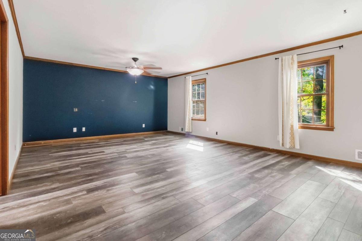 1367 Lansdowne Court SW