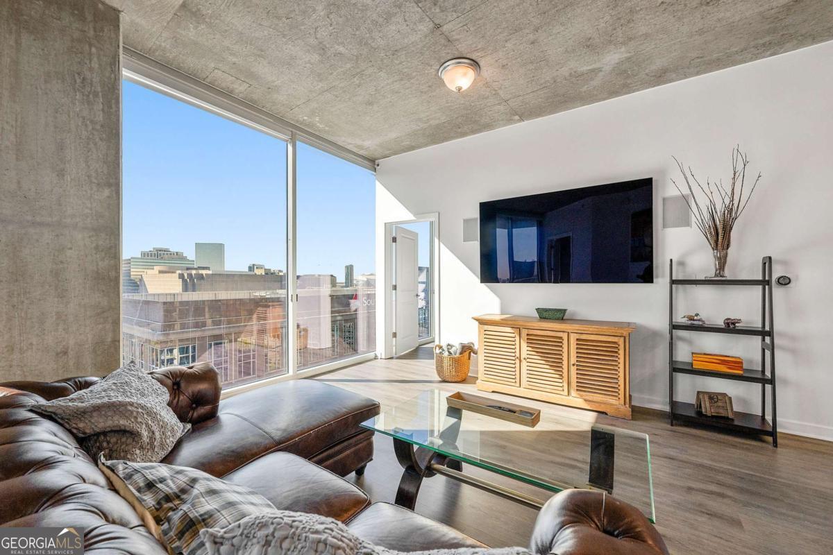 400 W Peachtree Street NW # 2011