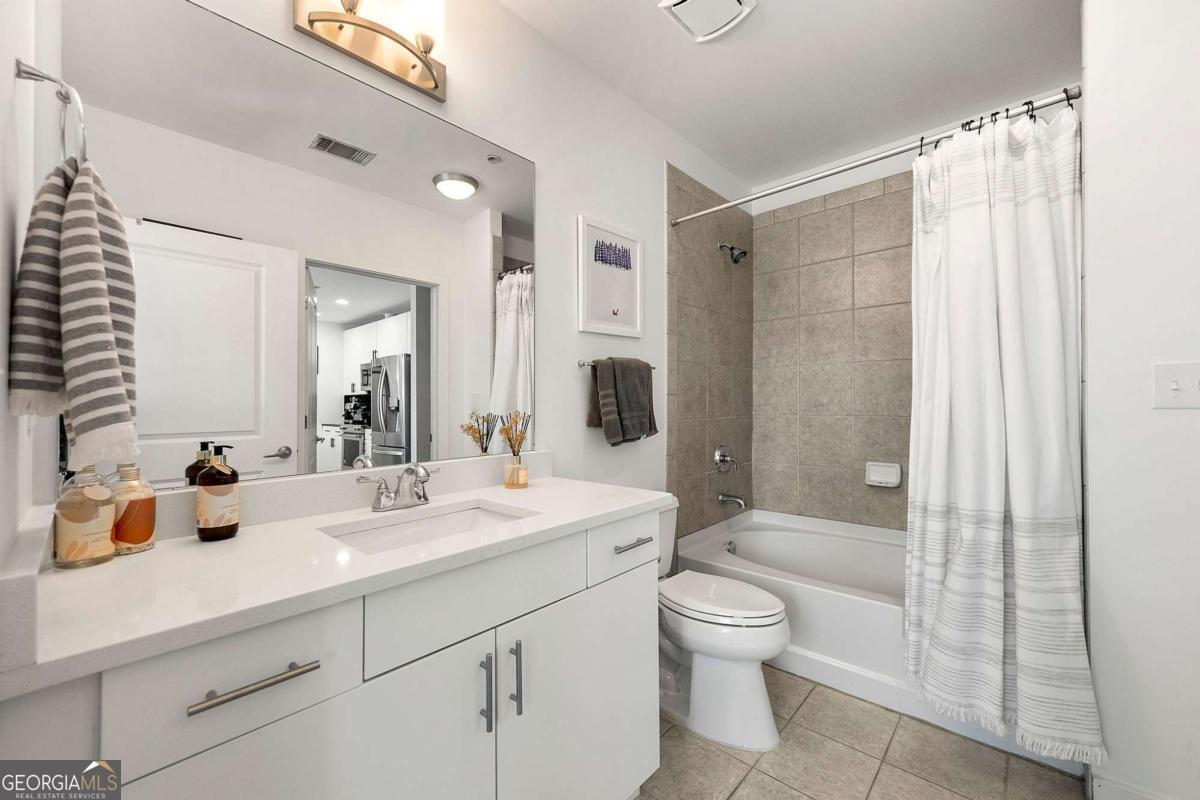 400 W Peachtree Street NW # 2011