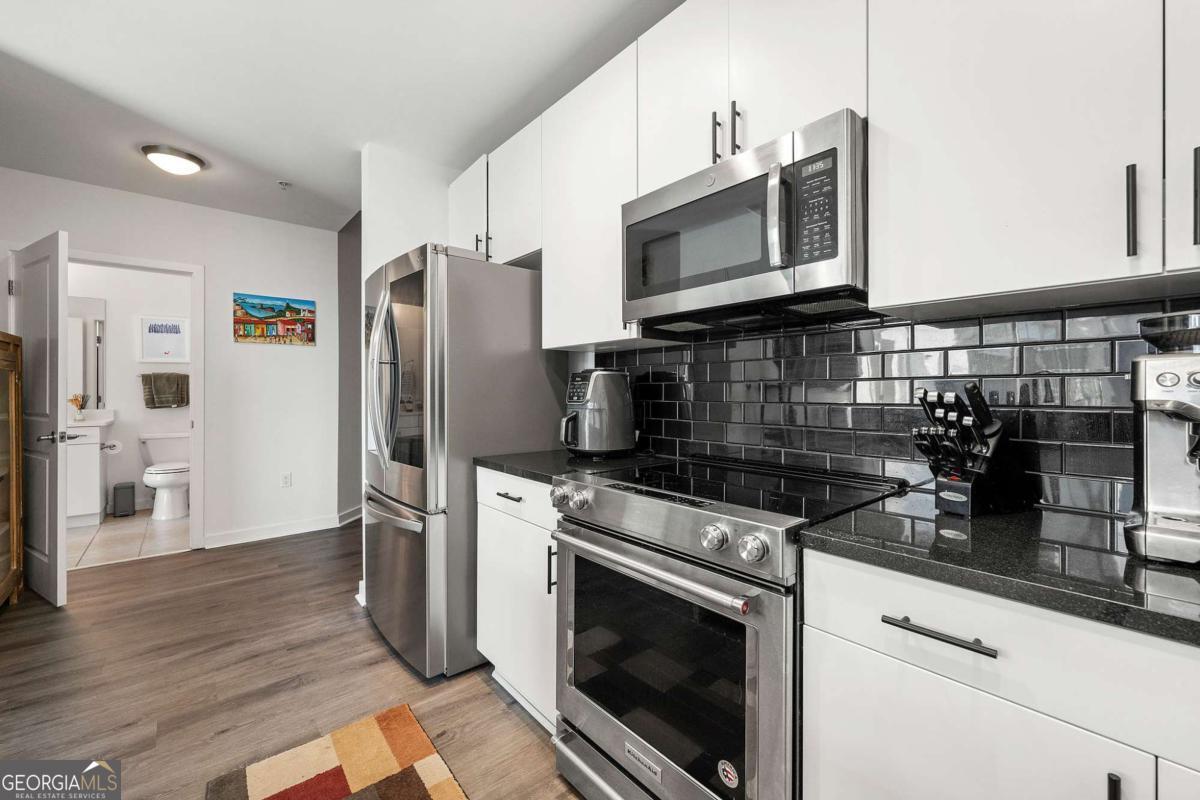 400 W Peachtree Street NW # 2011