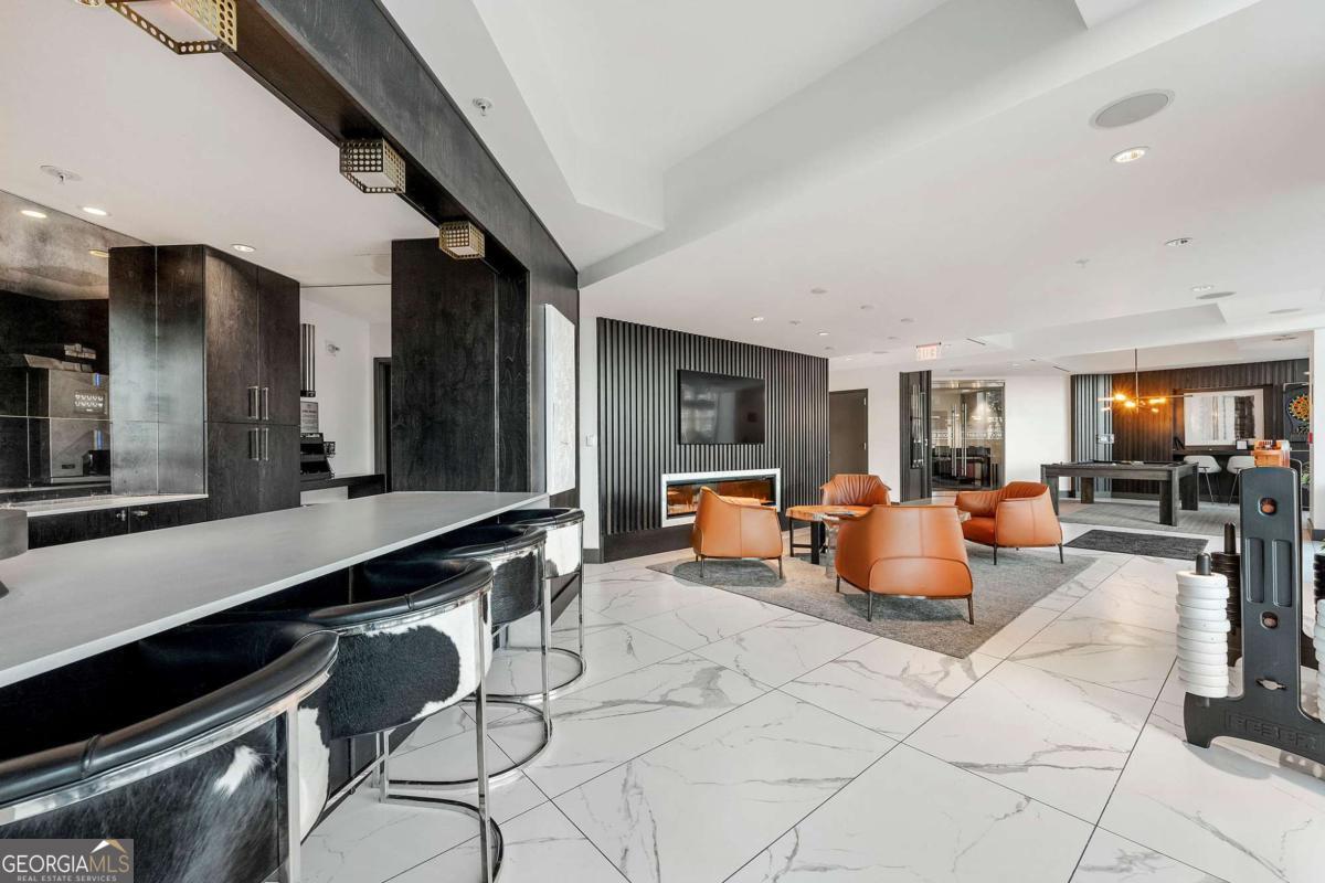 400 W Peachtree Street NW # 2011